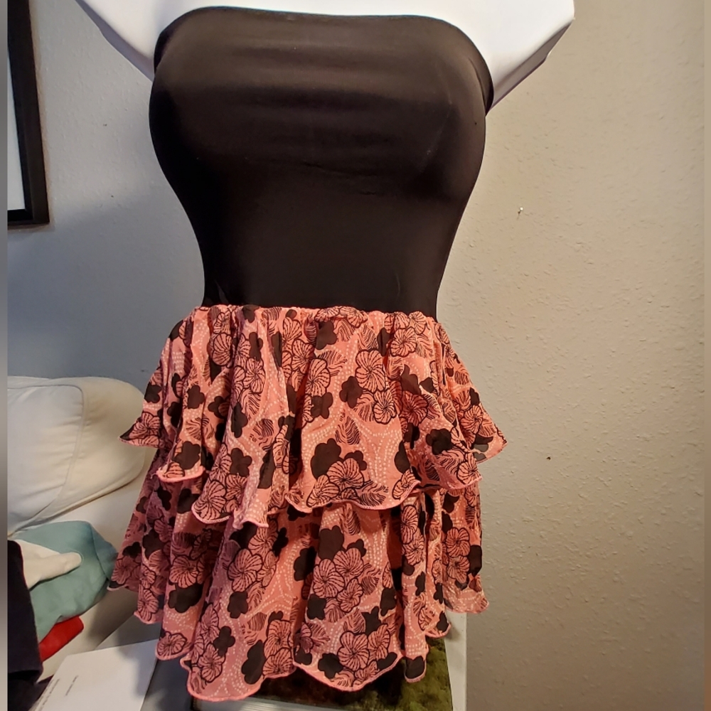 Small, flirty BEBE dress